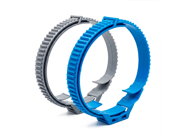 Adjustable Plastic Pipe Clamp | Universal Ventilation Pipe Holder